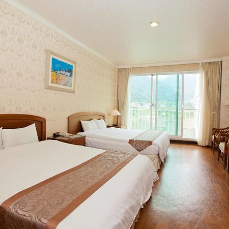 Lakeside Resort Nantou Ngoại thất bức ảnh