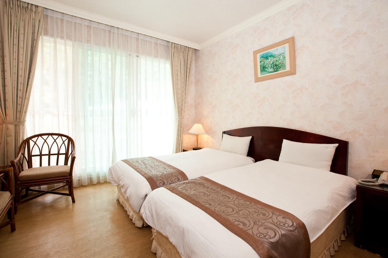 Lakeside Resort Nantou Ngoại thất bức ảnh