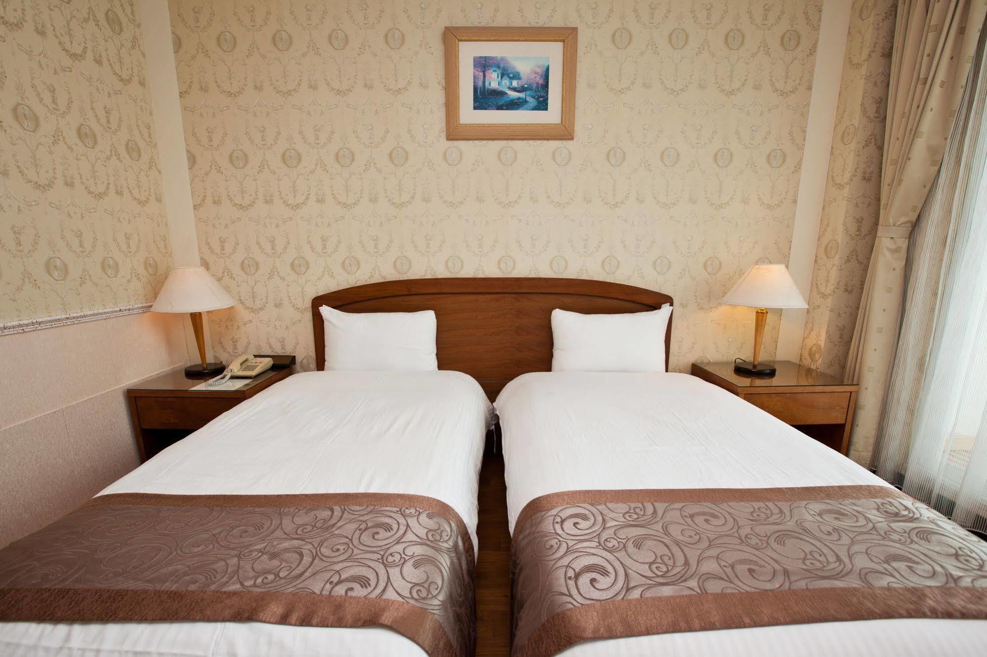 Lakeside Resort Nantou Ngoại thất bức ảnh